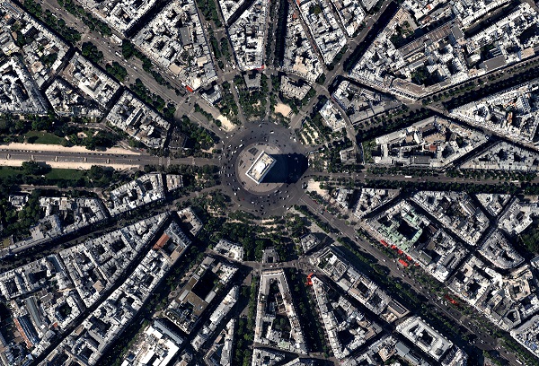 Place de l'Étoile, Paris2