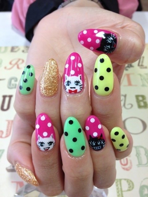 cat and polka dots