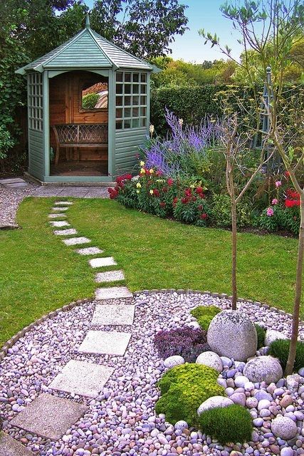 25 Super Cute Small Garden Ideas For Gardening Lovers