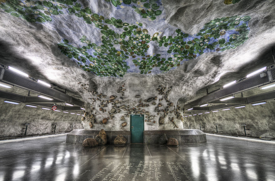 20 Subway Stations With The World's Most Amazing Architecture